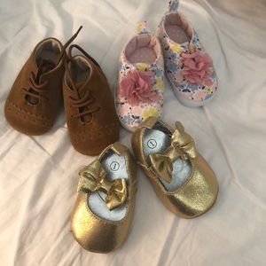 Baby shoes 3 pairs